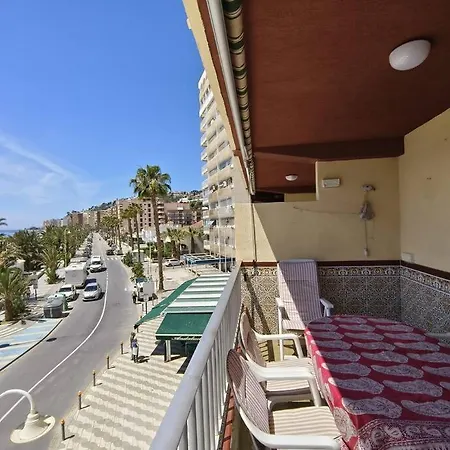 Pardelas Primera Linea Playa Velilla Apartamento *