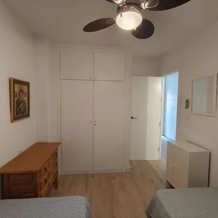 Pardelas Primera Linea Playa Velilla Apartamento *